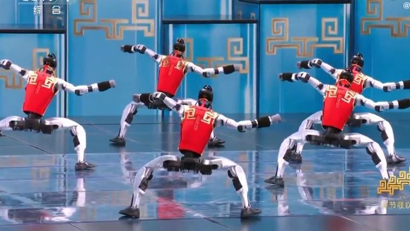 砸4.5億上春晚!機器人四巨頭圖什麼?