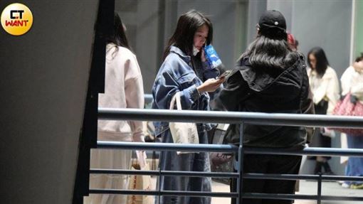 李棟旭見面會甜互動　郭書瑤笑嗨嗨全網炸