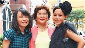 彭佳慧（右）拍攝〈無法割捨〉MV，妹妹彭佳霓（左）獻上美聲，就連前去探班的前婆婆（中）也入鏡客串一角。（圖／虹之美夢成真提供）