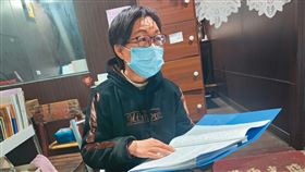 陳母指控軍方派車載運武器未交管，事故發生後，也未協助找律師替兒子辯護，還暗示要他調單位（圖／鏡週刊）