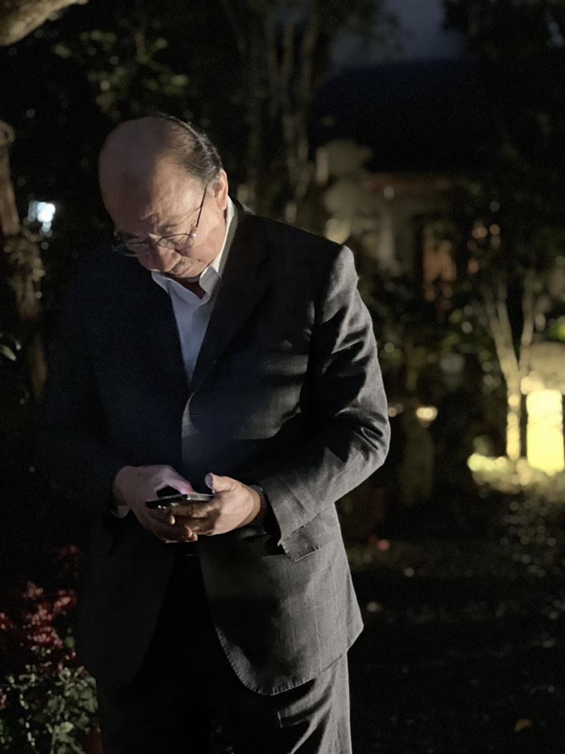 鄭美娟說,台灣好不好,是柯總召這輩子最在乎的事情。(圖/翻攝自鄭美娟臉書)