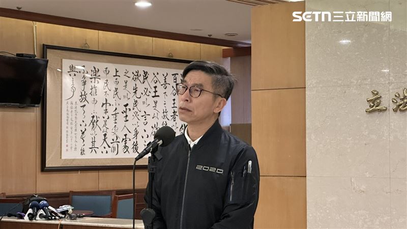 韓國瑜喊總統66歲考慮攝護腺!綠委酸這句