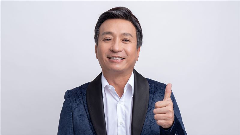 王中平尿尿被哼這首歌!22年老歌意外翻紅