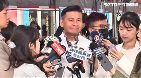 戴錫欽露出尷尬的笑容說，「我覺得訪美可能列為第一優先，會比較適當一點」（圖／翻攝畫面）