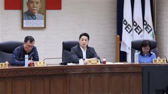 蔣萬安推：12歲以下童爸媽日減1小時工時