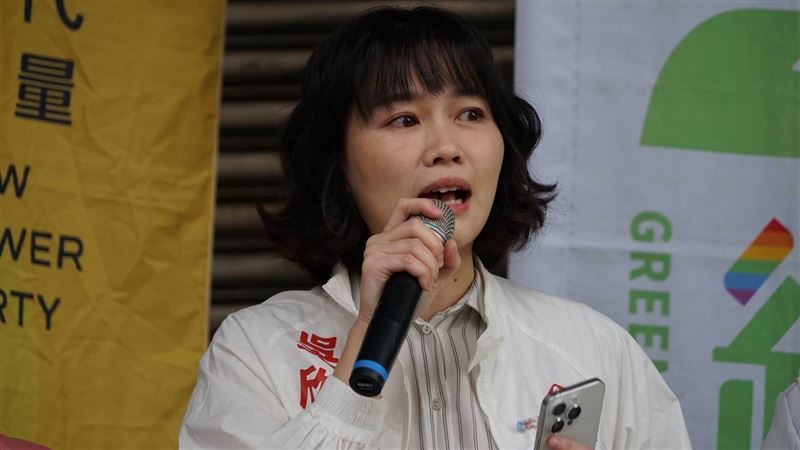 吳欣岱吸菸區構想 Cheap:廁所都沒這麼多