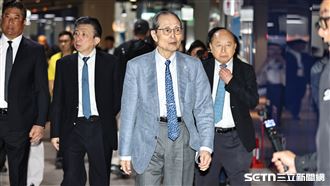 王貞治重回大巨蛋　賽前勉勵軟銀兄弟球員