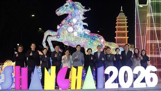 他嘆：好好一個台北燈節，入口卻只見上海