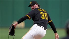 匹茲堡海盜王牌投手斯金斯（Paul Skenes）出征世界棒球經典賽，誓言為美國隊拿下金牌。（圖／美聯社／達志影像）