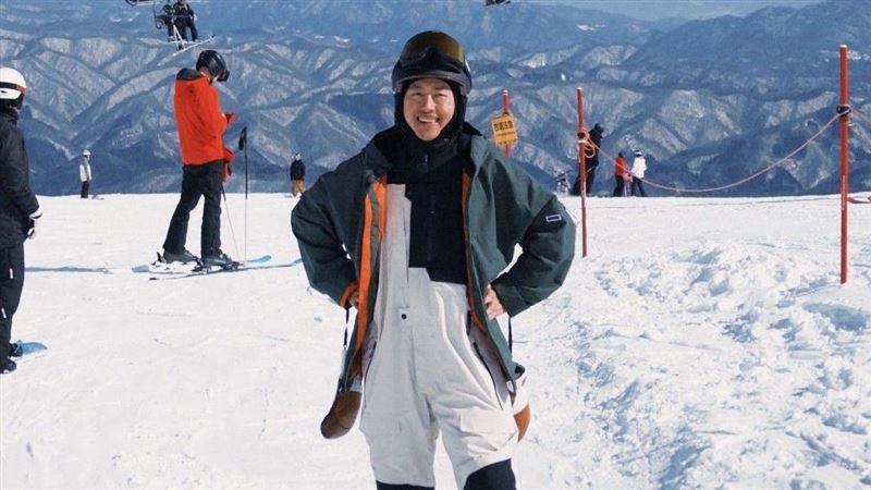 接「聯邦租賃」董座 林智堅PO燦笑照證實