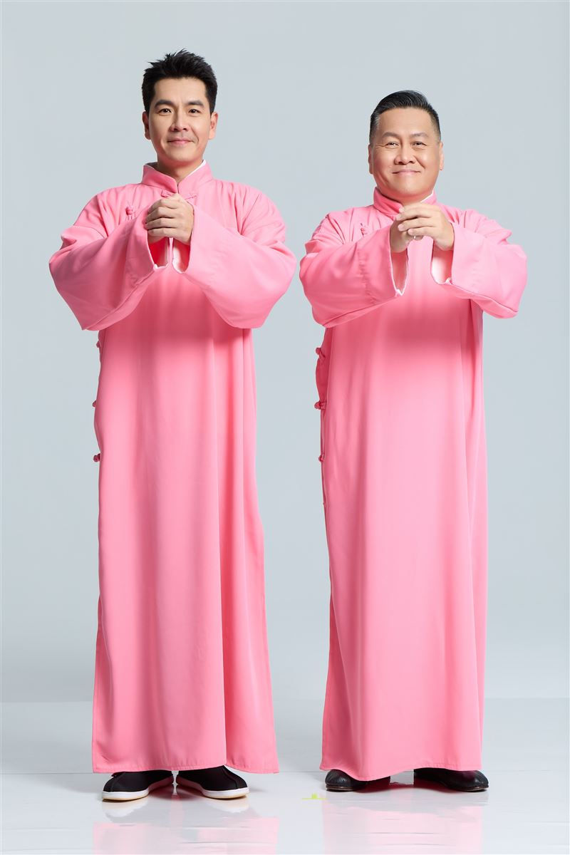 王傳一（左）、朱德剛（右）合體拜年。（圖／嚞娛樂提供）