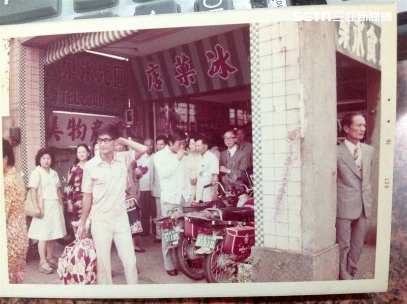 圓光前身是冰菓店，陪著無數離鄉背井的工人和遊子。（圖／翻攝畫面）