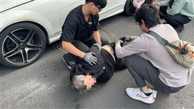 竹聯幫弘仁會陳姓幹部懷疑遭人出賣供出毒品來源，將楊姓被害人押至淡水山區一間宮廟前凌虐，以鐵鎚打斷被害人雙腿、門牙，拘禁長達10小時，直到被害人女友交付50多萬元贖金才放人。刑事局獲報後陸續逮捕陳姓主嫌及其他8名共犯，其中陳姓主嫌和另2名同夥已被收押禁見。