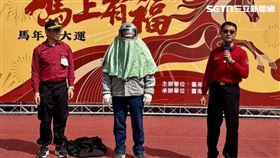 台南元宵活動即將接力登場，鹽水衝蜂炮全身包緊緊「保命裝備」曝光。（圖／台南市消防局提供）