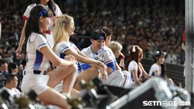 台日棒球國際交流賽，經典賽台灣隊捕手林家正打擊，全場靜默。（圖／記者劉彥池攝影）