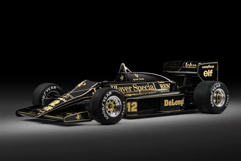 98T-3底盤的賽車，曾陪伴洗拿征戰8場大獎賽。（圖／翻攝RM Sotheby's網站）