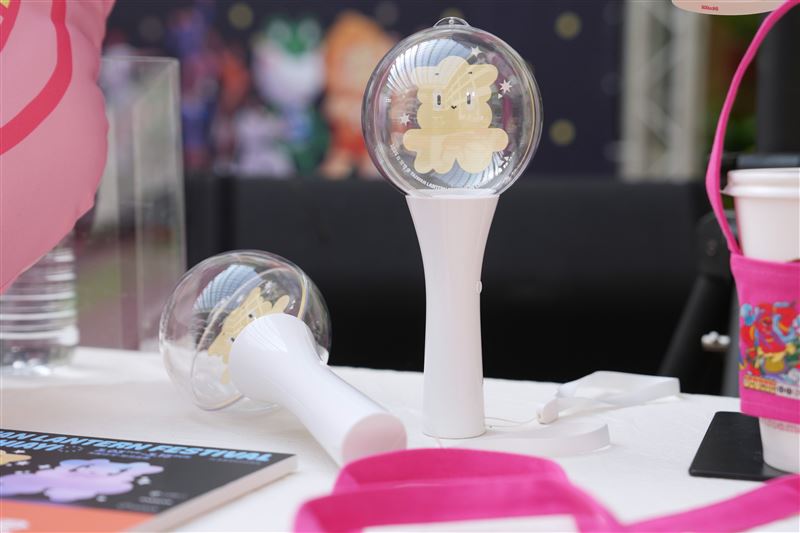 嘉嘉君手燈。（圖／文總提供）