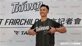「費仔」費爾柴爾德（Stuart Fairchid）代言TAIWOLF記者會。（圖／記者劉彥池攝影）