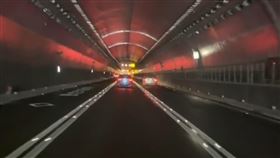 台北,信義快速道路,電力設備故障,斷電,台電公司,北市交通局。（圖／翻攝記者爆料網）