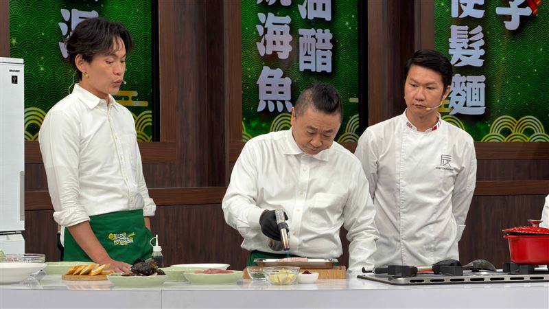 有老饕之稱的邰智源坦言自己因稱號壓力不小 。(圖／麥卡貝網路電視提供)