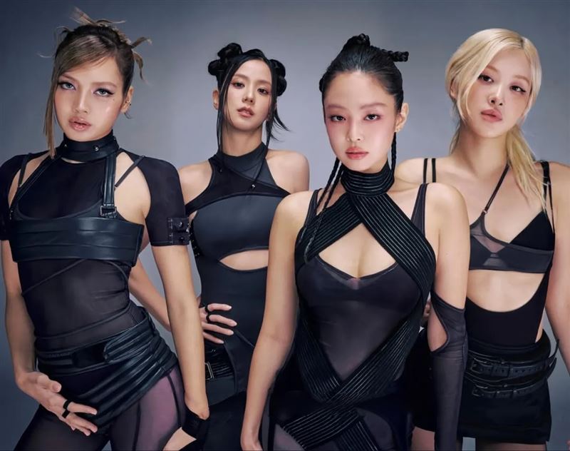 BLACKPINK今(27)日正式推出第3張迷你專輯《DEADLINE》(圖/翻攝自IG @blackpinkofficial)