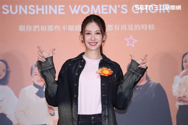 安心亞笑說近期經常收到家人、朋友的誇讚，有提醒自己要謙虛。（圖／記者鄭孟晃攝影）