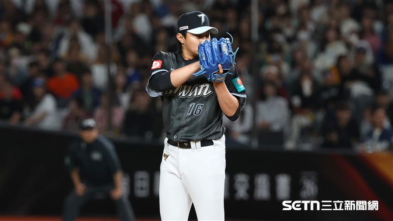 台日棒球國際交流賽，經典賽台灣隊第3任投手李東洺。（圖／記者劉彥池攝影）