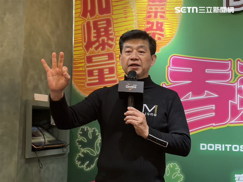 台灣夜市商圈產業工會理事長林定國說，自己就是夜市小孩，寧夏夜市能持續轉型創新的原因，「就是我們夠團結！」（圖／記者簡浩正攝影）