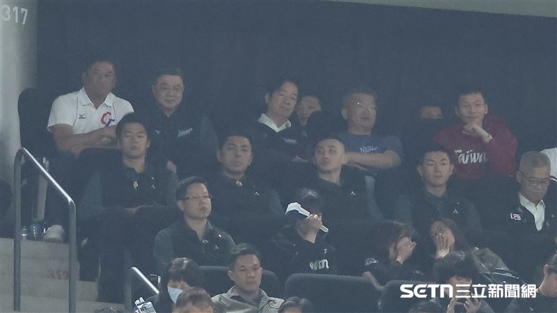 總統現身棒球場 台灣隊28日下午前往日本