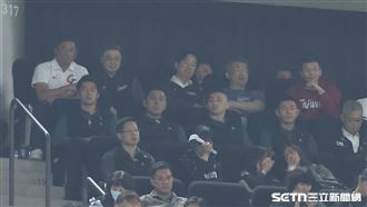 總統現身棒球場　台灣隊28日下午前往日本