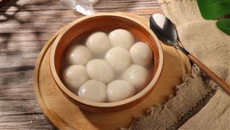 4顆湯圓＝1碗飯 吃元宵3招：清爽、不變胖