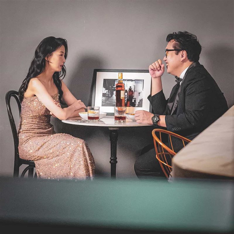 DAPUN大胖暫別歌壇最後單曲 MV〈Wait On 綠茶〉把過往被「微糖綠茶」心機女玩弄悲慘遭遇及自身「抖M」體質愛情觀全都露！（圖／胖曲製作工作室 提供）