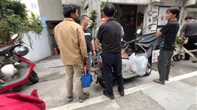 謝錫元,里長,提燈,火警,愛貓,超人力霸王,高雄,火警（圖／翻攝畫面）