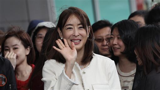 台北101為228點燈　賈永婕：不必撕裂彼此