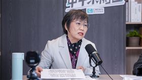 內政部長劉世芳今（10）日中午接受主持人黃光芹CNEWS匯流新聞網政論live直播節目《中午來開匯》專訪。（圖／CNEWS匯流新聞網提供）