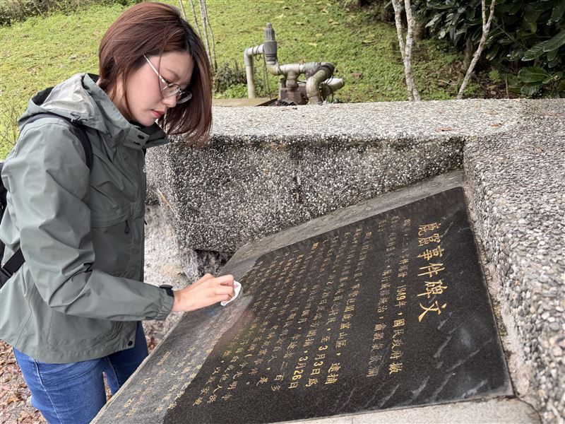 民進黨新北市汐金萬區議員參選人蔡美華，走訪汐止附近、鹿窟事件發生地。（圖／蔡美華提供）