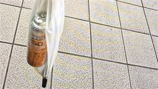 新／瓦斯罐掛捷運車廂內　警到場釐清中