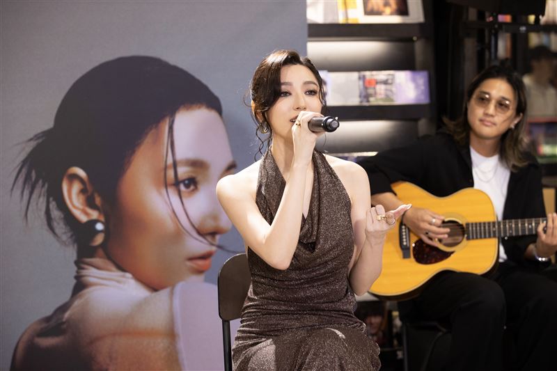 黃瑋昕(Haezee)舉辦專輯音樂會。(圖/索尼音樂提供)