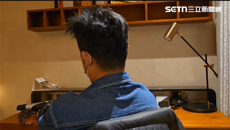 康先生表示，自己還算幸運還有房間可以住，但行李直掛，現在又不知道要待幾天。（圖／康先生提供）