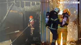 除濕機,露營車,鐵皮工廠,高雄,仁武,果嶺,火警（圖／翻攝畫面）