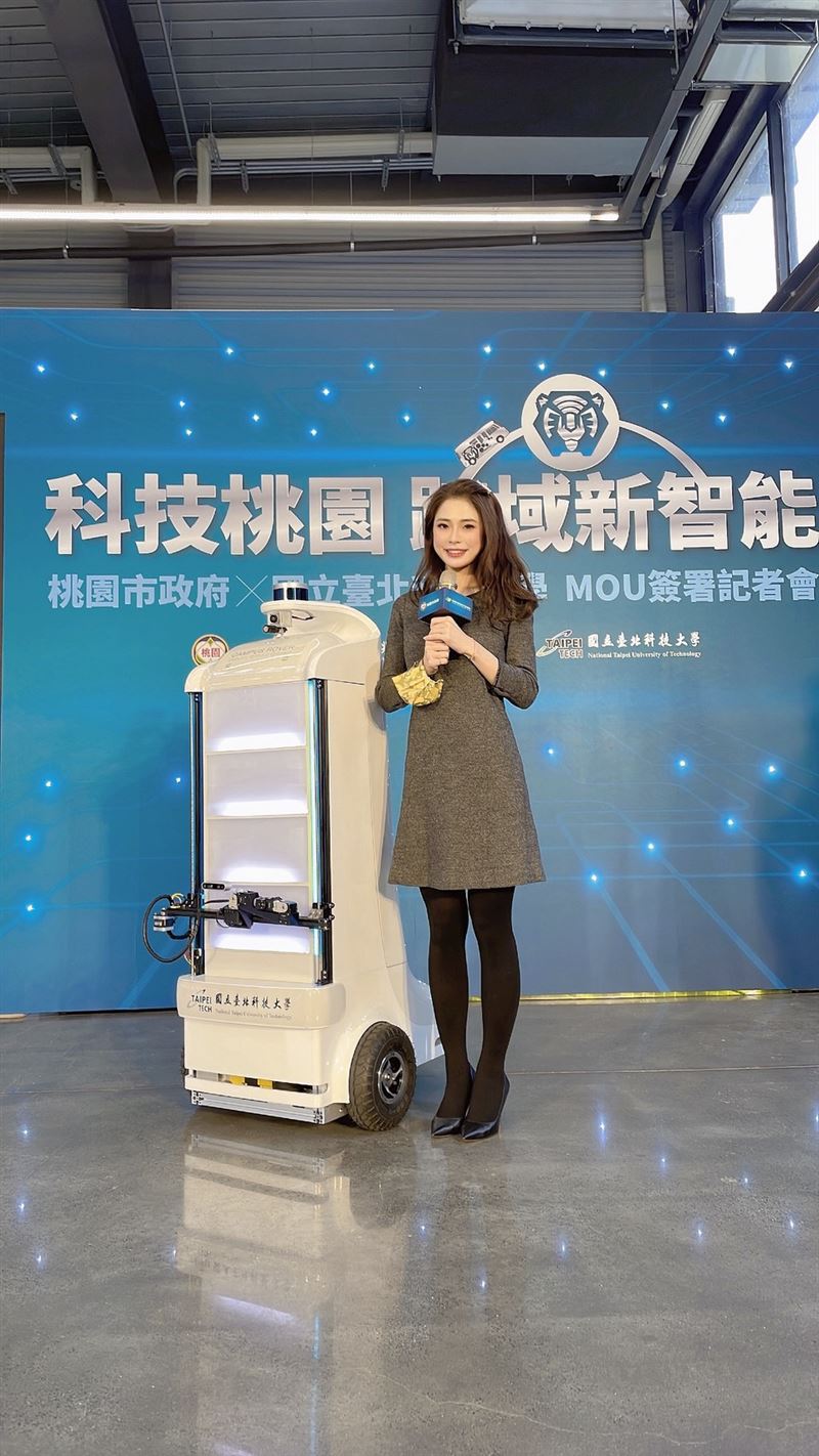 童子瑋邀請卓芷戎加入競選團隊擔任發言人（圖／童子瑋進步基隆辦公室提供）