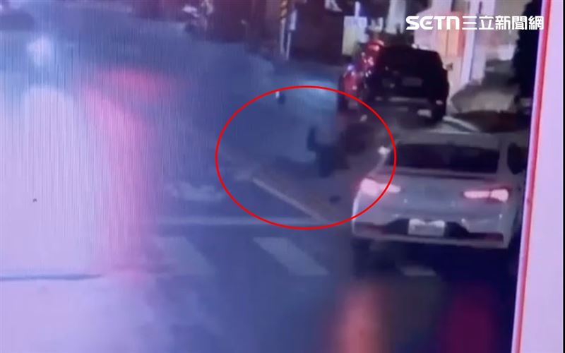 行人地獄…女遭鏟肉身離地模糊:都要回家