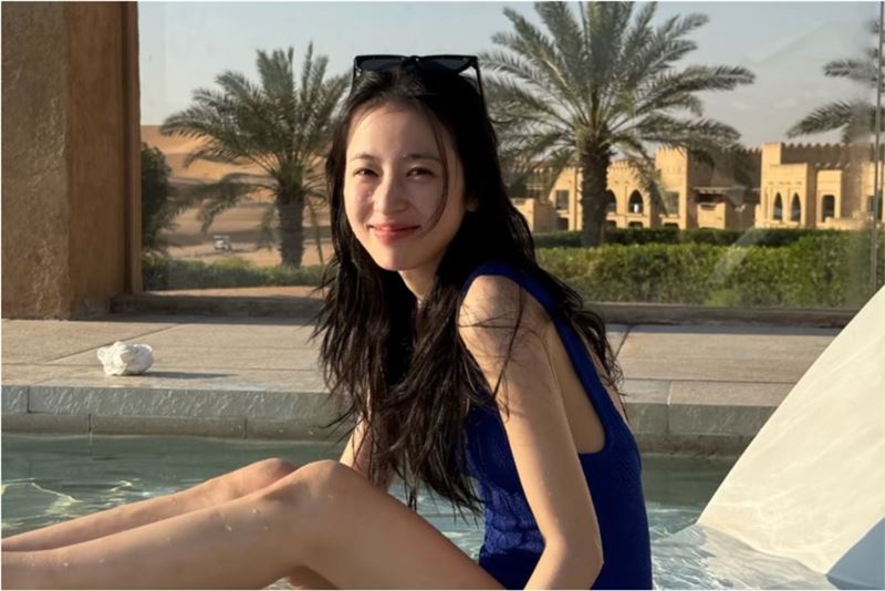 女星周雨彤近日赴中東度假,才剛貼出美景照怎料就遇上戰火。(圖/翻攝自周雨彤小紅書)