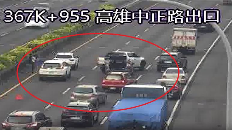 新/塞爆!國道4車追撞…堵5km、時速剩30