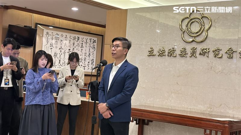 傳藍軍購條例3500億+N!綠委酸這句