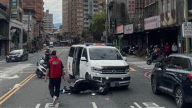 車禍事故現場情形。（圖／翻攝畫面）