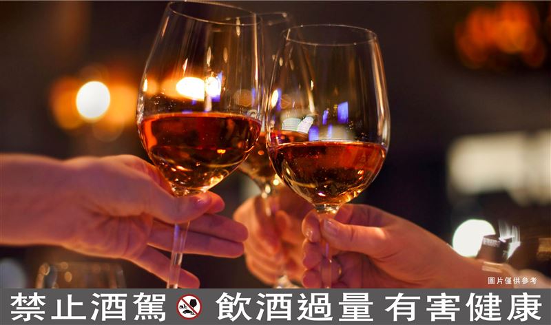 台北萬豪Lobby Lounge「暢飲歡樂時光」。(圖/飯店旅宿業者提供)