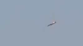 X社群平台瘋傳美軍F15戰機墜毀影片，外媒報導可能是被自己人誤擊。（圖／翻攝自X平台IranDefenceForce帳號）