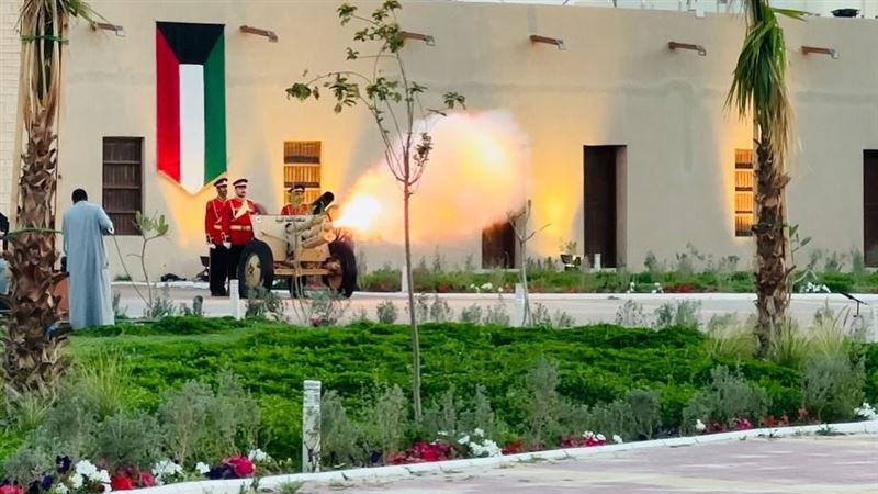 新/疑遭攻擊冒煙 美駐科威特大使館:快逃