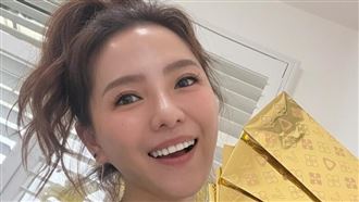 女星斑馬線險遭左轉車撞　最新傷勢曝光